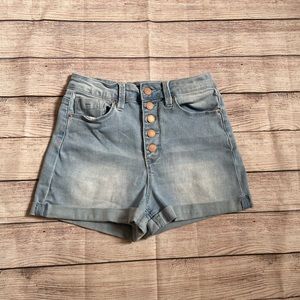 🤍YMI High Waisted Shorts🤍